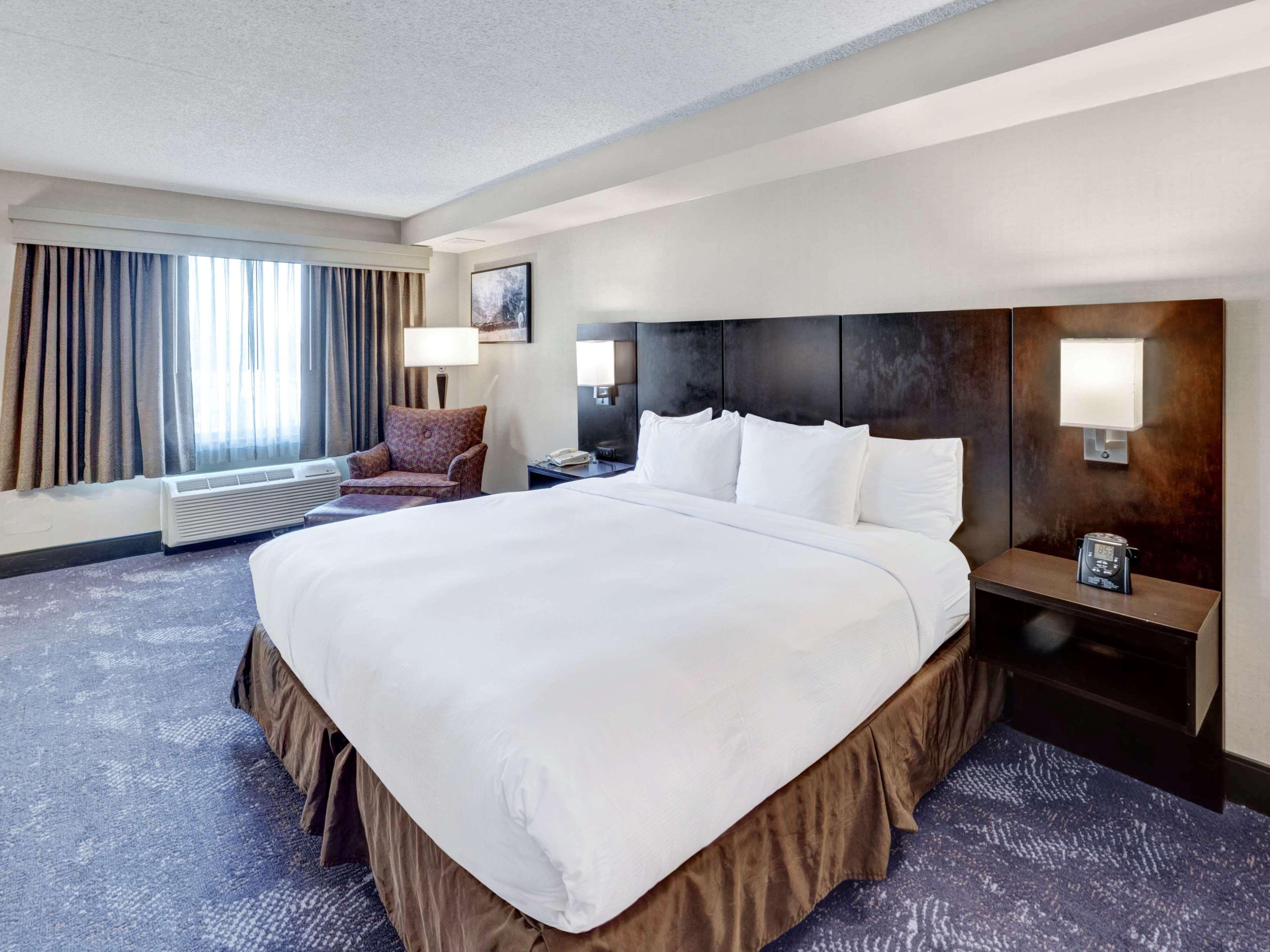 Doubletree By Hilton Wichita Airport Hotel Kültér fotó